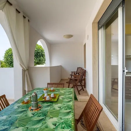 Apartment In Otranto